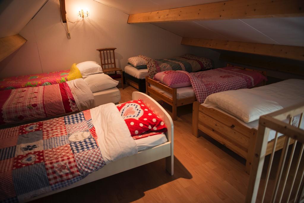 B&B Logeren Bij Van Heeren Made Exterior foto